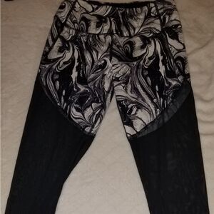 Victoria sports small leggings GC